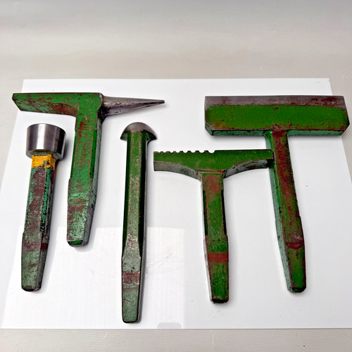 Set blacksmiths anvil - blacksmiths,
