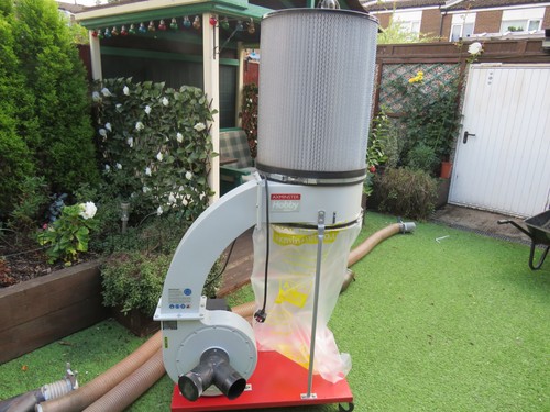 Axminster dust extactor - dust,