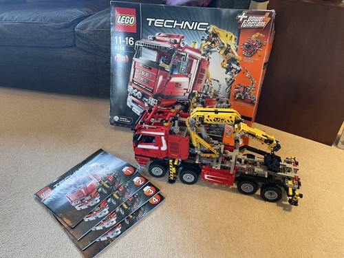 Lego technic crane - crane, truck