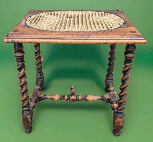19th century oak stool - , barley