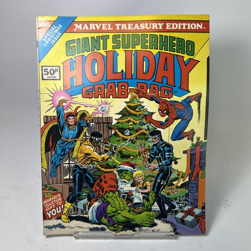 Giant superhero holiday - giant, grab