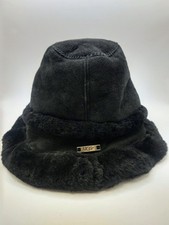 UGG Shearling Black Sheepskin