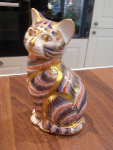 Royal crown derby - derby, paperweight