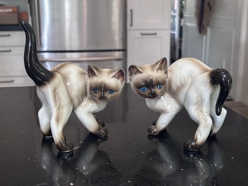 Vintage siamese cat figurines - vintage,