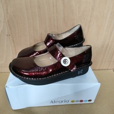 Alegria glossy plum red paloma