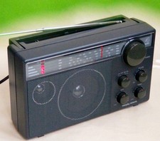 Vintage Morphy Richards R135