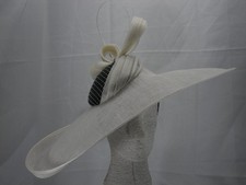 Nantmawr White/Ivory Ladies