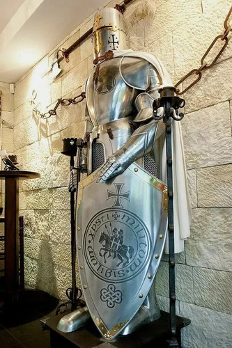 Medieval knight wearable suit - knight,