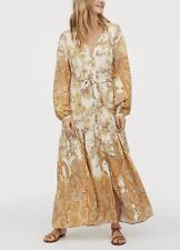 H&M Trend Paisley Print