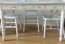 farmhouse distressed white
