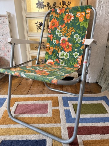 Vintage 1970s folding - folding, flower