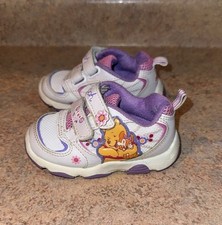 Winnie the Pooh Vintage Baby shoes Size 4 Pink Purple Straps. CUTE!