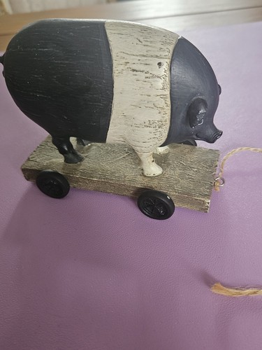 Vintage pig pull toy - pull, pot
