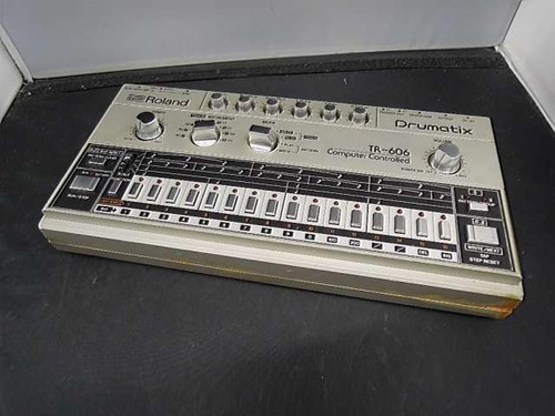 Roland rhythm machine - rhythm,