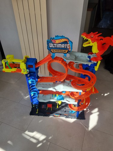 Hot wheels ultimate garage car - wheels,