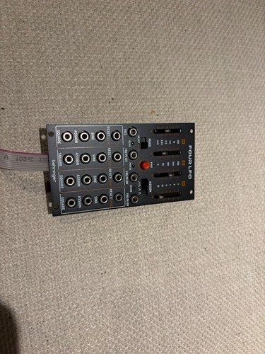 Behringer four lfo quad - behringer,