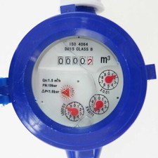 15180515 Budget Plastic Garden