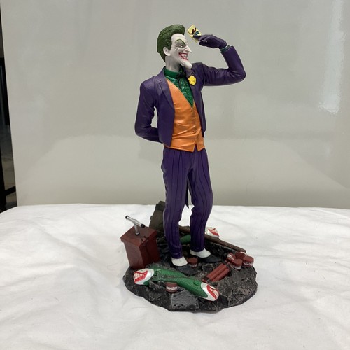 Diamond select comics - diamond,