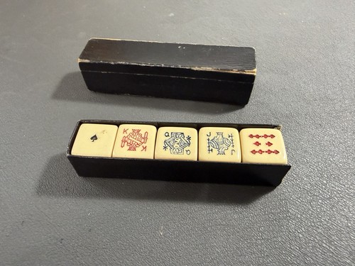 Vintage poker dice bakelite - poker,