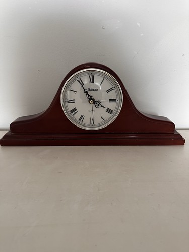 Mahogany finish wooden - mahogany,