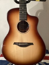 Guitar Acoustic Solid Top