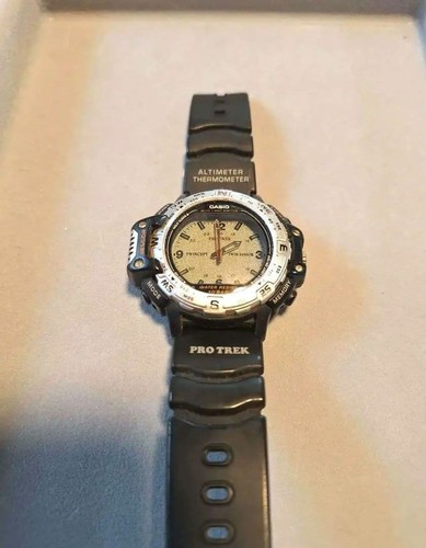 Casio pro trek digital watch - casio,
