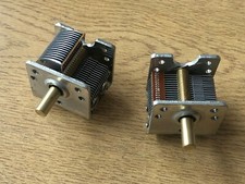 NEW Single Gang Air Variable Capacitor  394pF 350Vrms  1/4" shaft (O Type) Z3947