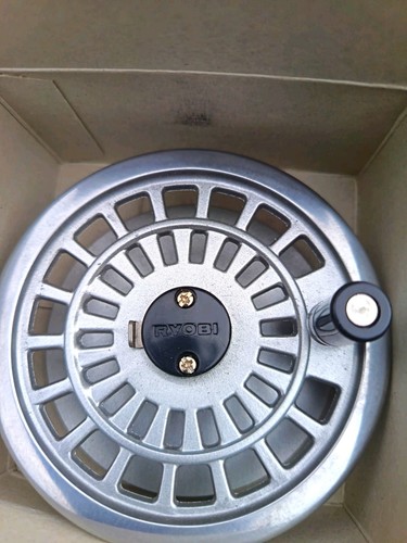 Ryobi 355 fly fishing - fly, spare