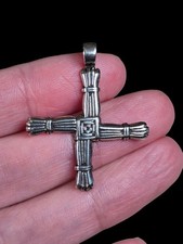 VINTAGE ARTISAN SIGNED IRISH CELTIC ST. BRIGID CROSS STERLING SILVER PENDANT