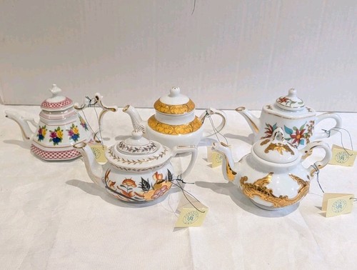Miniature teapot collection - 5x,