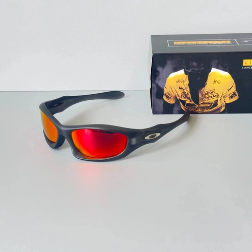 Oakley 00s monster dog - 00s,