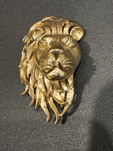 Vintage crown trifari lion - vintage,