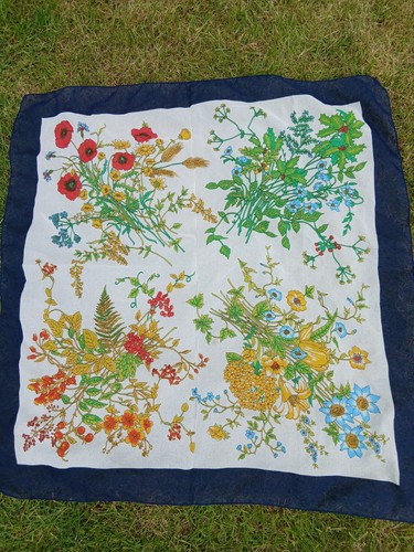 Vintage gucci style flower - vintage,