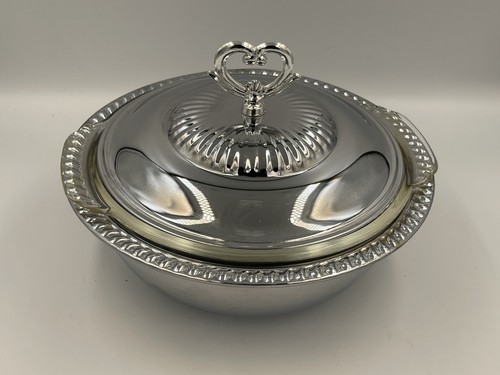 Fire king qt casserole - 1.5,