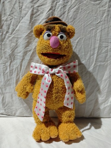 Authentic disney store - authentic, fozzie