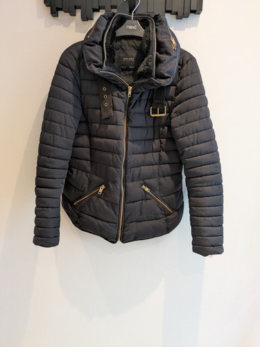 Zara black puffer jacket size - black,