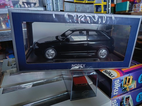 Boxed model norev 183671 - boxed,