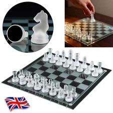 GLASS CHESS SET TRADITIONAL