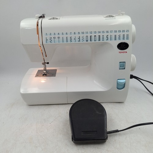 Toyota sewing machine ra52 - sewing,