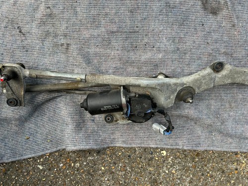 Lexus rx300 windscreen wiper - rx300,