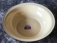 KANGO 30cm HEAVY BASIN YELLOW ENAMELWARE WITH BLACK EDGING