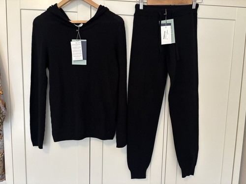 Bnwt johnstons elgin 100 - of,