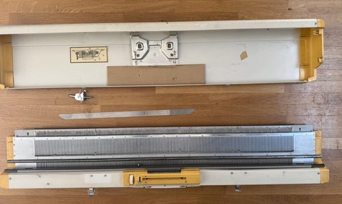 Empire knitmaster mod 321 - ,