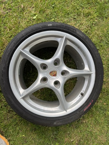 Genuine porsche 996 carrera - carrera, 4