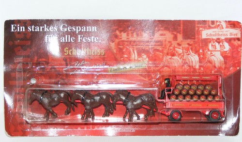Grell plastic horse - grell, plastic_horse