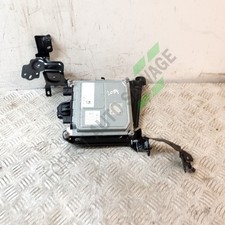 2025 FORD FOCUS VOLTAGE