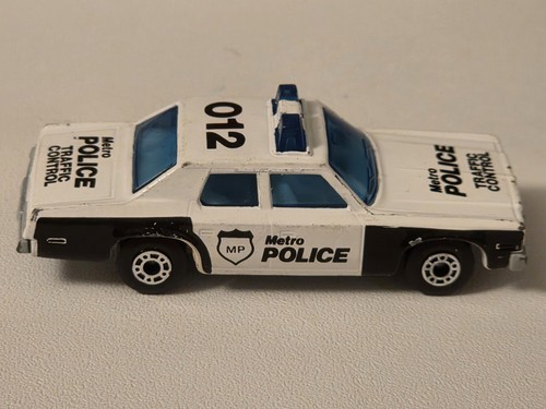 Matchbox car no 10 - 1-75, no.10