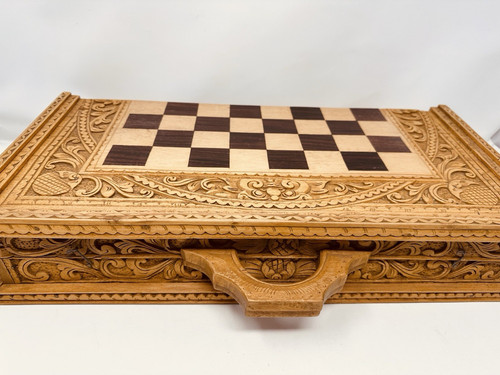 Vtg hand carved - vtg, wooden