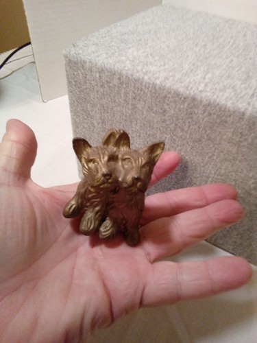 Vintage brass colored metal - colored,