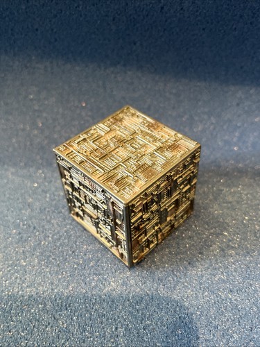 Borg cube micro machines - borg,
